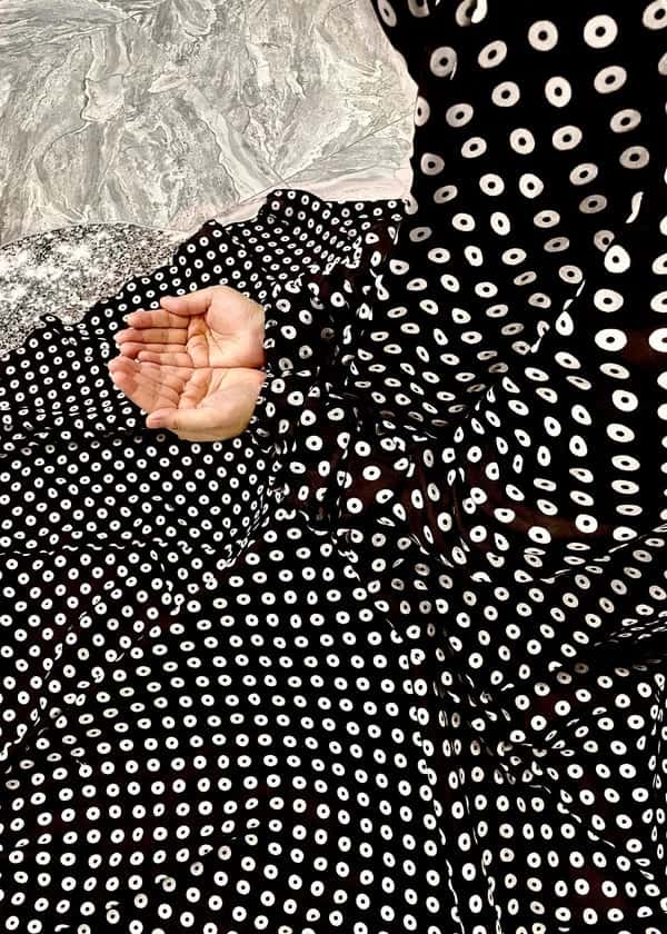 SAJDAH Namaz Chadar With Sleeves – Full-Coverage Prayer Wear With Attached Head Covering & Elasticated Cuffs