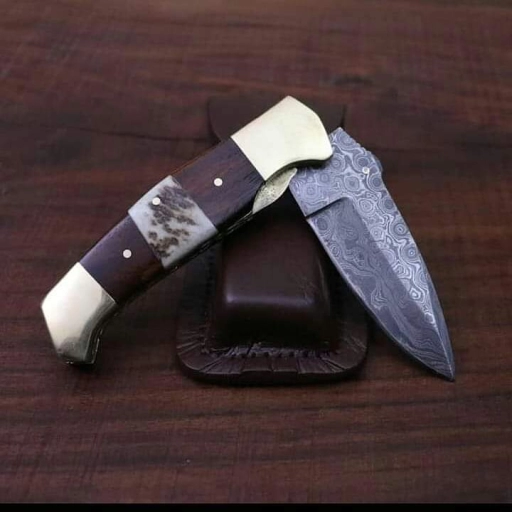 Custom Handmade Damascus steel Folding Hunting Knife with Le...